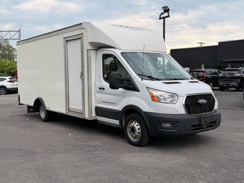 Used 2021 Ford Transit 350 DRW w/ Exterior Upgrade Package RWD image 3