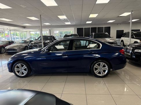 Used 2018 BMW 330i xDrive Sedan image 2