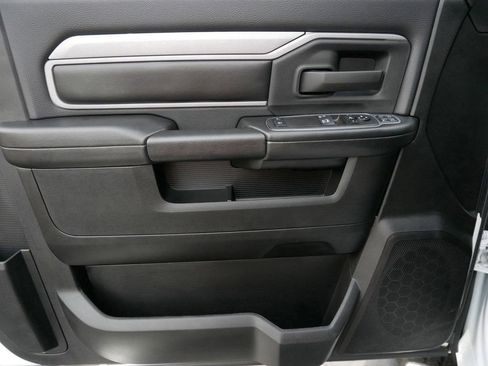 Used 2024 RAM 3500 Tradesman image 10