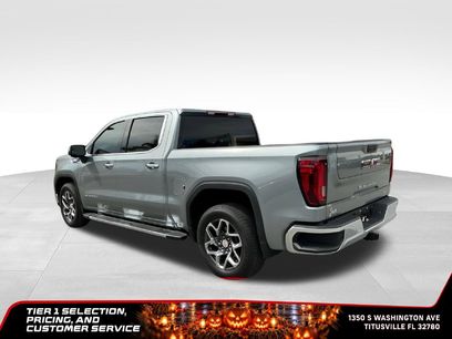 New 2026 GMC Sierra 1500 SLT w/ SLT Premium Package