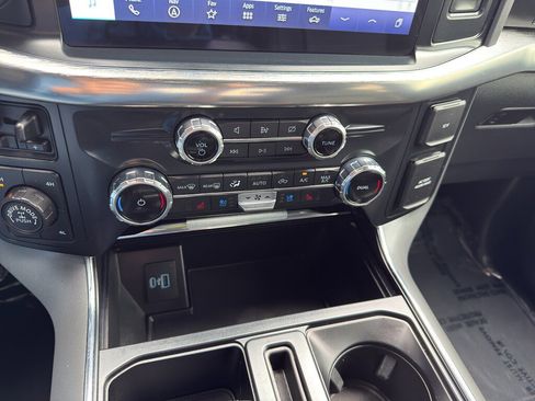 Certified 2022 Ford F150 Lariat AWD/4WD image 28