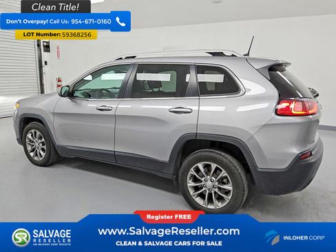 Used 2019 Jeep Cherokee Latitude Plus FWD image 3