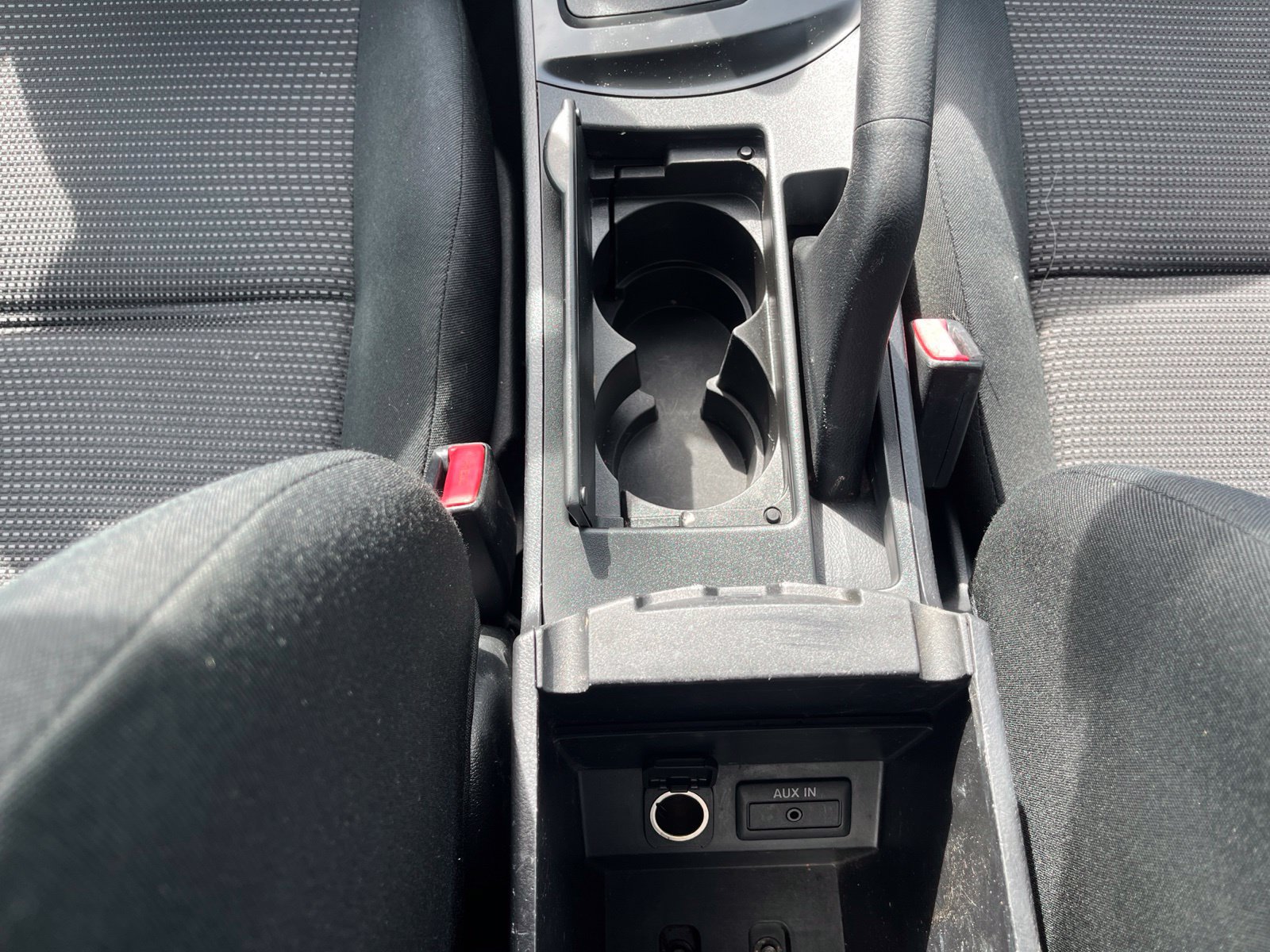 Used 2013 MAZDA MAZDA3 i SV FWD image 25
