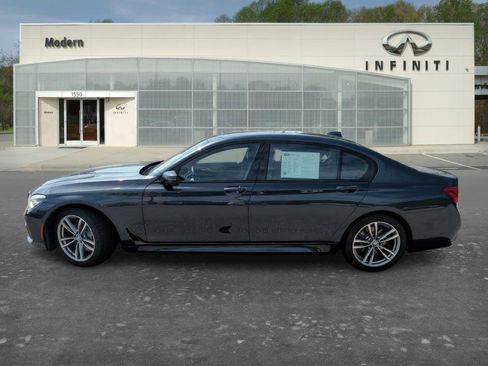 Used 2018 BMW 750i xDrive image 6