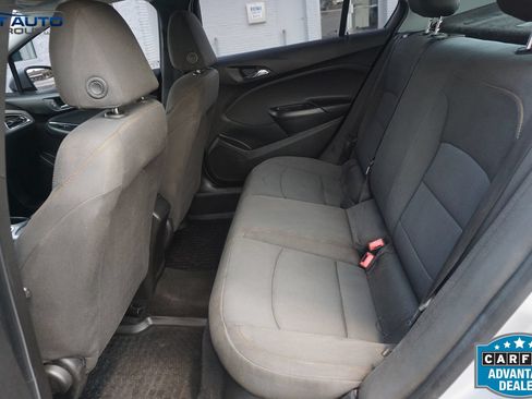 Used 2019 Chevrolet Cruze LS FWD image 19