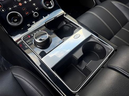 Used 2019 Land Rover Range Rover Velar R-Dynamic SE image 20