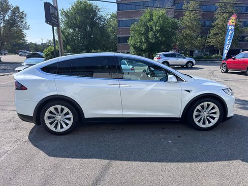 Used 2019 Tesla Model X Long Range AWD/4WD image 6