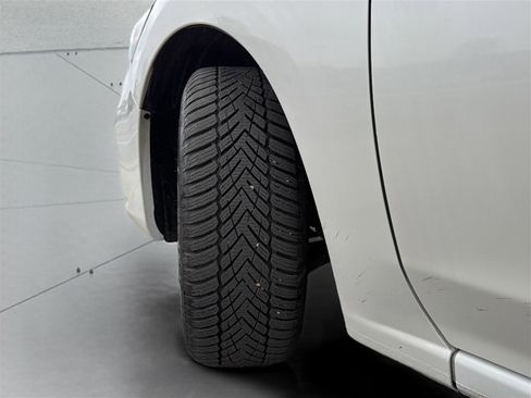 Used 2019 Subaru Impreza 2.0i image 28