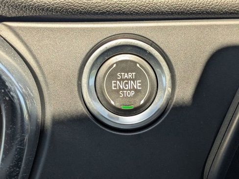 Used 2021 Chevrolet Blazer LT FWD image 27