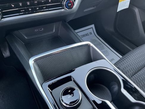 New 2026 Chevrolet Equinox LT w/ Safety and Technology Package image 20