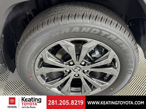 New 2025 Toyota RAV4 XLE Premium image 15