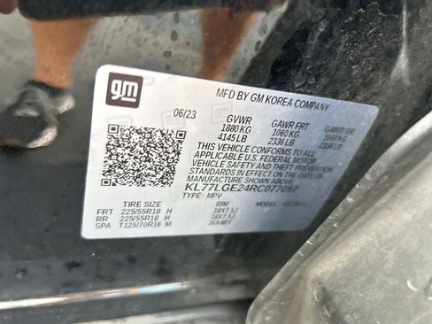 Used 2024 Chevrolet Trax RS image 34