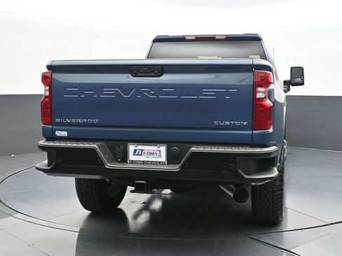 New 2026 Chevrolet Silverado 2500 Custom w/ Custom Value Package AWD/4WD image 8