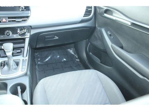 Used 2024 Kia Seltos LX image 19