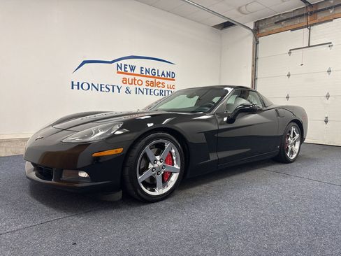 Used 2008 Chevrolet Corvette Coupe w/ Preferred Equipment Group RWD image 1