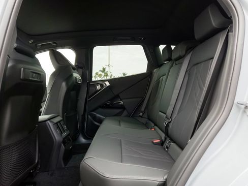 New 2026 BMW X3 xDrive30i w/ M Sport Package AWD/4WD image 8
