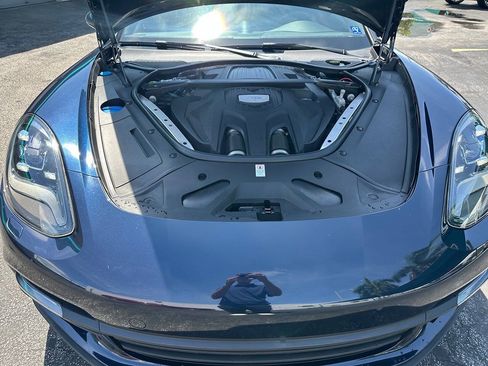 Used 2018 Porsche Panamera 4S AWD/4WD image 20