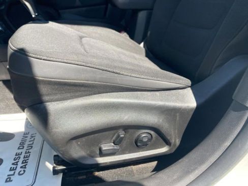 Used 2017 Jeep Renegade Altitude image 14