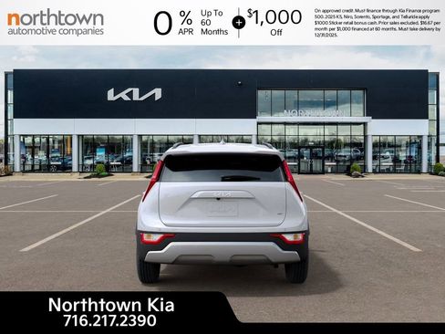 New 2025 Kia Niro EX image 6