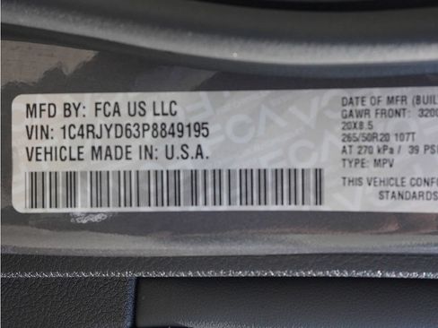 Used 2023 Jeep Grand Cherokee Overland w/ Luxury Tech Group IV AWD/4WD image 68