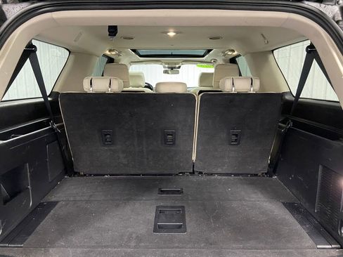 Used 2018 Ford Expedition Max Platinum image 12