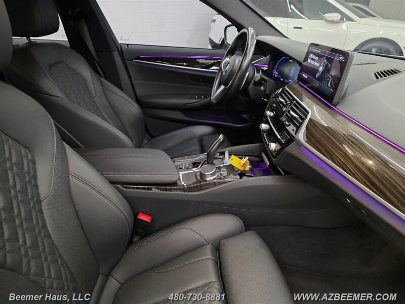 Used 2023 BMW 530i w/ M Sport Package RWD image 25