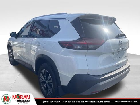 Used 2021 Nissan Rogue SV AWD/4WD image 2