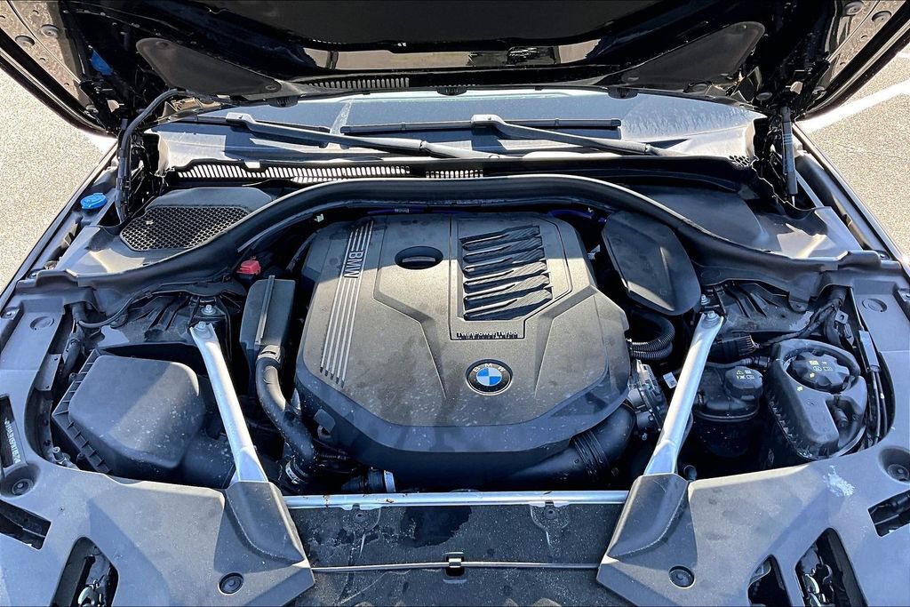 Used 2023 BMW 540i w/ Convenience Package RWD image 30