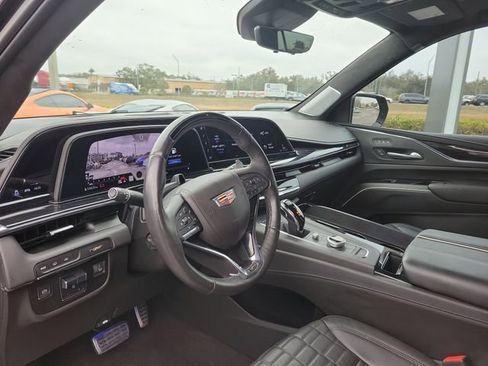 Used 2024 Cadillac Escalade V AWD/4WD image 24