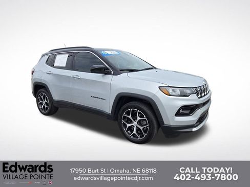 Used 2024 Jeep Compass Limited w/ Sun and Sound Group AWD/4WD image 1