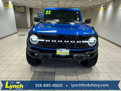 Used 2023 Ford Bronco Wildtrak image 26