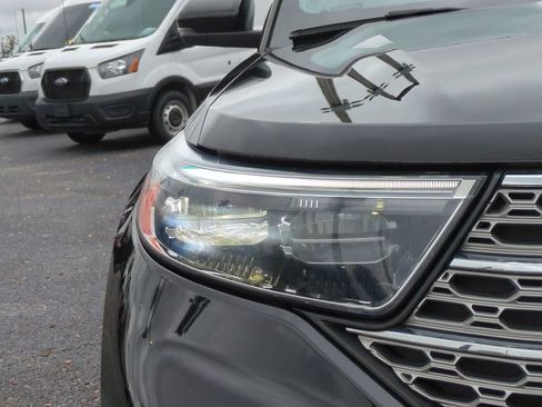 Used 2022 Ford Explorer Limited w/ Equipment Group 301A RWD image 9