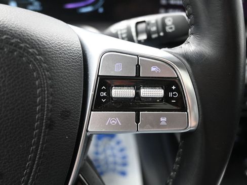 Certified 2025 Kia Telluride S image 27