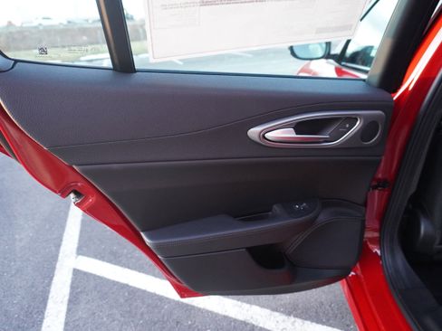 New 2025 Alfa Romeo Giulia AWD image 27