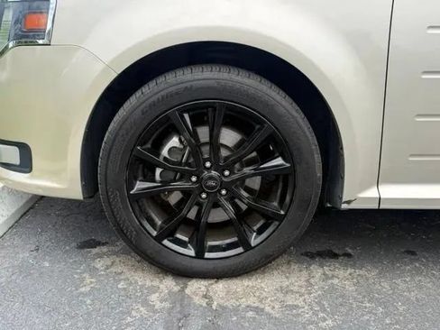 Used 2018 Ford Flex SEL w/ Equipment Group 202A FWD image 35