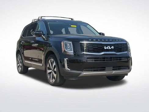 Used 2022 Kia Telluride S FWD image 1