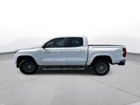 Used 2024 Chevrolet Colorado LT RWD image 9