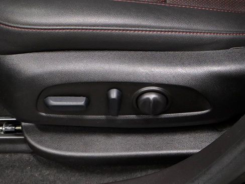 Used 2025 Chevrolet Blazer RS image 26