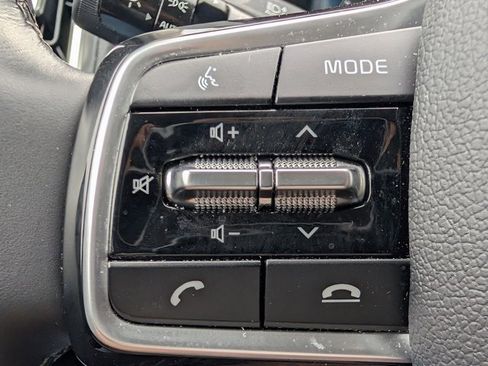 Used 2023 Kia Sorento SX image 24