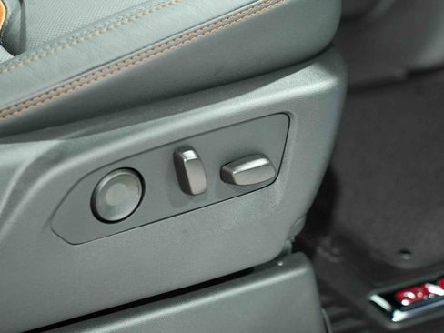 Used 2026 GMC Sierra 2500 AT4 image 20