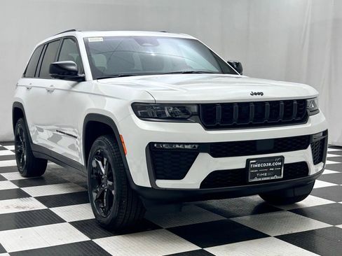 New 2026 Jeep Grand Cherokee Limited w/ Limited Altitude Package AWD/4WD image 2