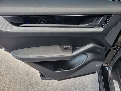 Certified 2025 Porsche Cayenne Base image 11