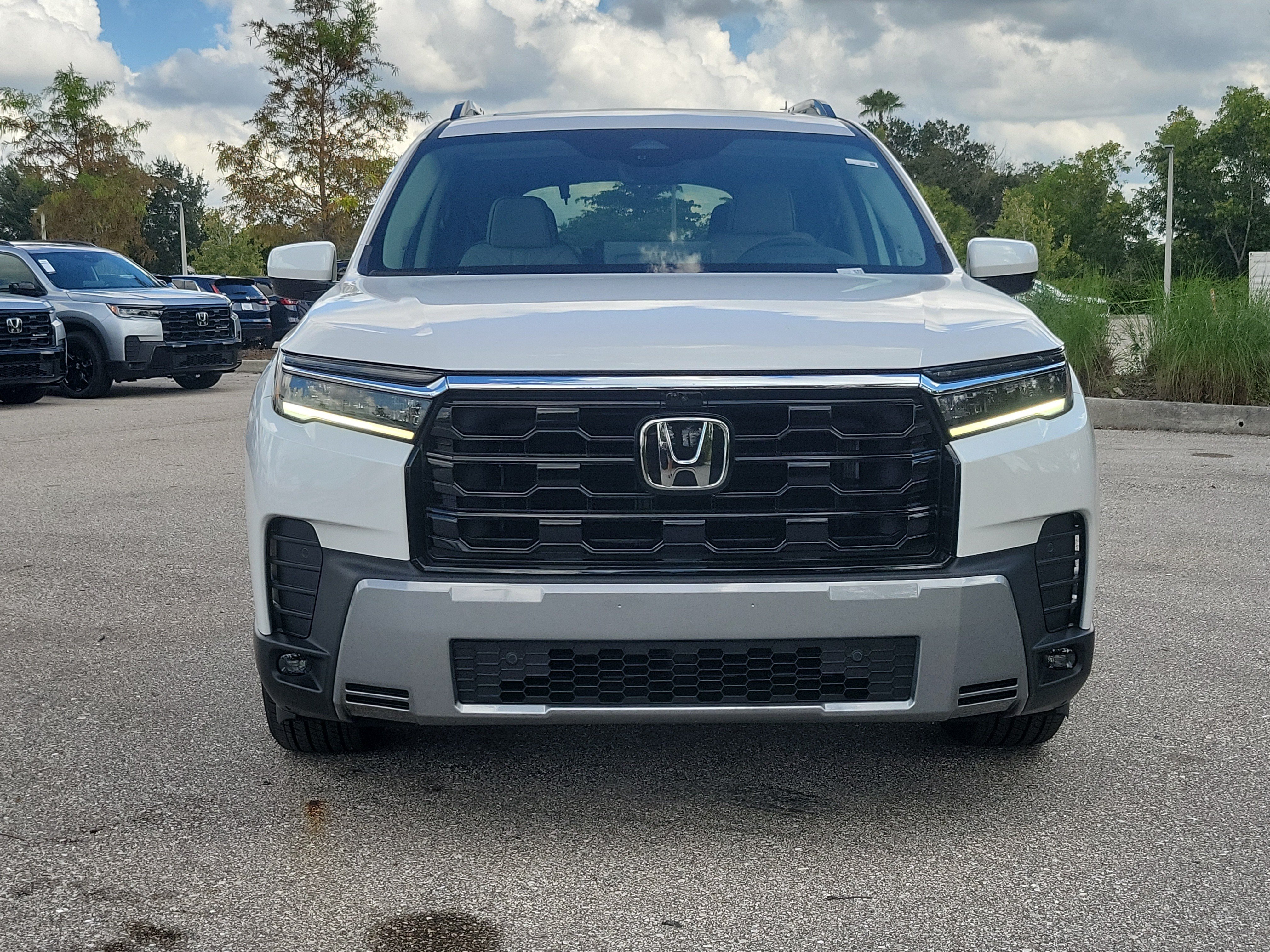 New 2026 Honda Pilot Elite image 2