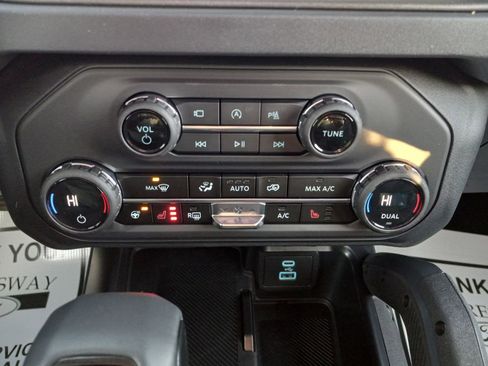 New 2025 Ford Bronco Raptor image 20