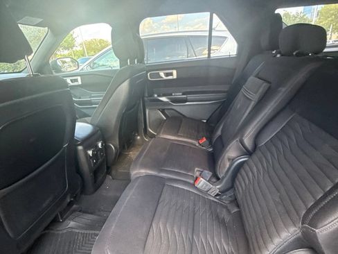 Used 2020 Ford Explorer XLT w/ Class III Trailer Tow Package AWD/4WD image 8