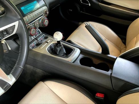 Used 2010 Chevrolet Camaro SS w/ RS Package RWD image 16