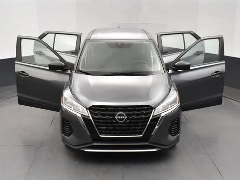Used 2024 Nissan Kicks S FWD image 10