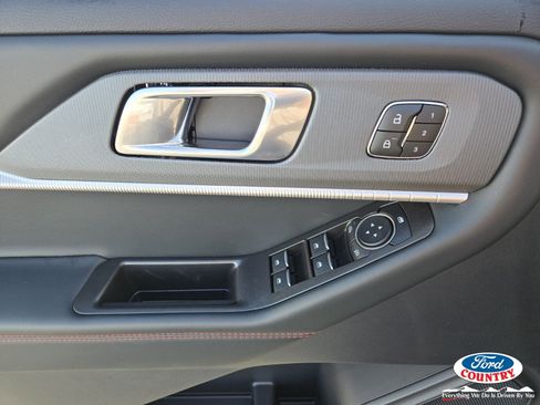 New 2026 Ford Explorer ST-Line w/ ST-Line Street Pack image 10