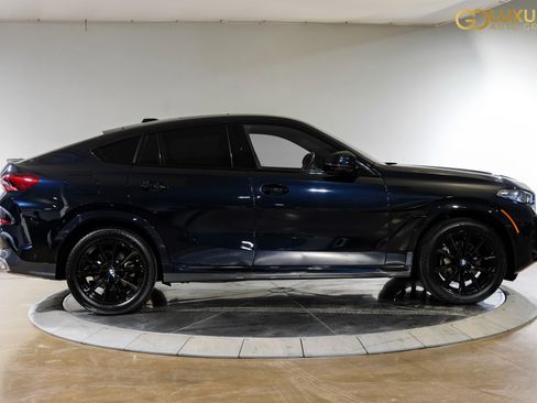 Used 2025 BMW X6 xDrive40i AWD/4WD image 9