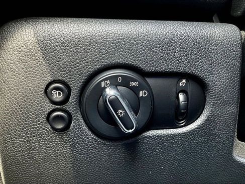 Used 2022 MINI Cooper S image 15